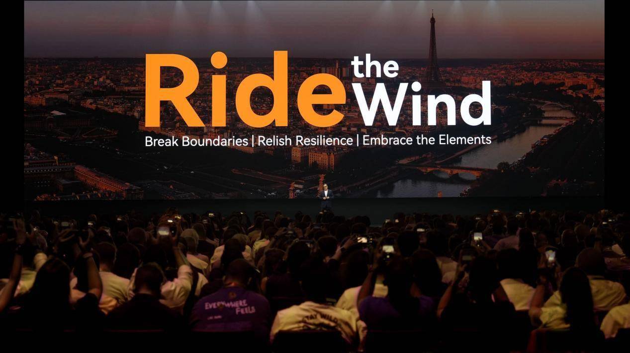 华为巴黎发布新品：HUAWEI WATCH GT6 系列全球